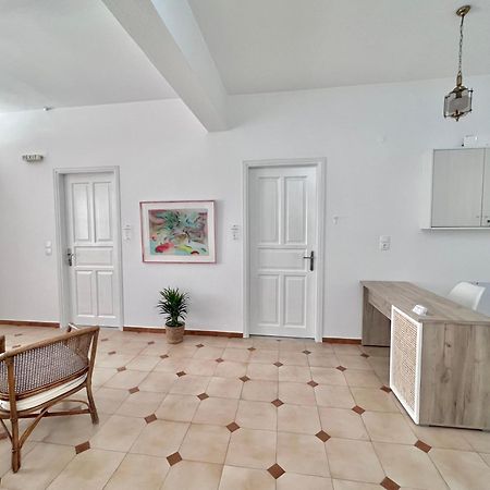 העיירה סקיאתוס Athanasia Apartments מראה חיצוני תמונה