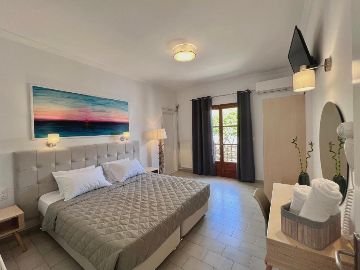 העיירה סקיאתוס Athanasia Apartments מראה חיצוני תמונה