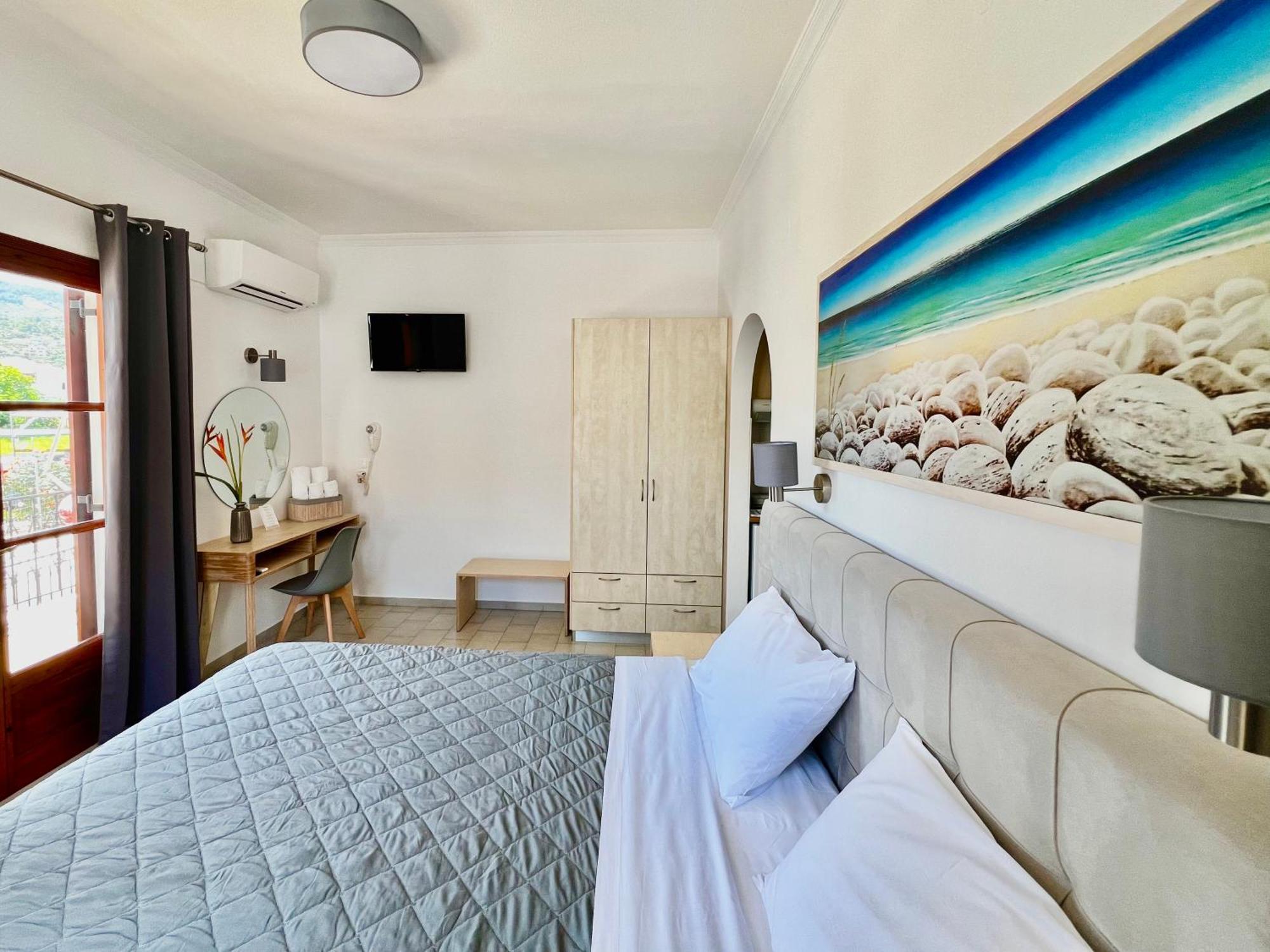 העיירה סקיאתוס Athanasia Apartments מראה חיצוני תמונה